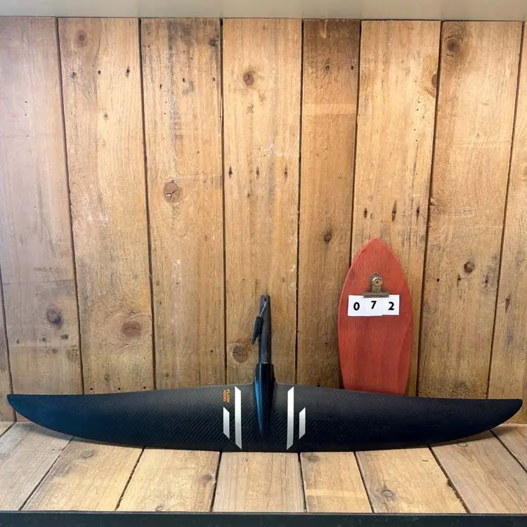 072. Slingshot Flow 1000 frontwing