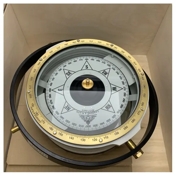 Cassens and Plath type 11 magnetic bearing and reflection compass