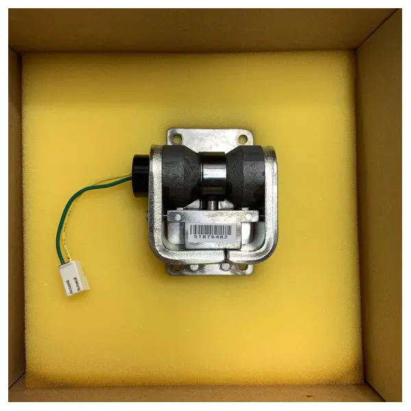 Furuno DRS2D radar magnetron RTR-090-80-0675