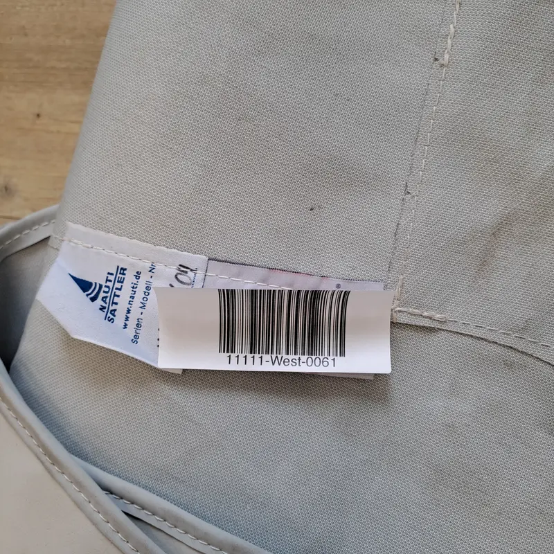 Hanse 470 sprayhood light grey