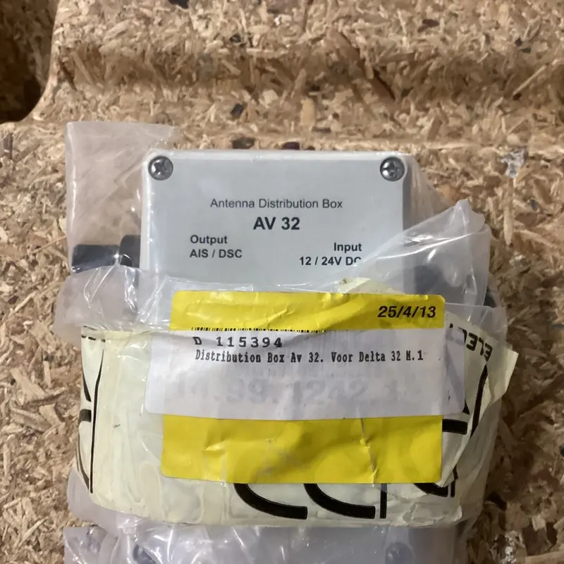 RR Electronics AV32 Antenne Distribution Box