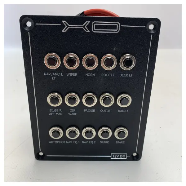 XO Boats 15-function marine fuse panel 12V - X0001635