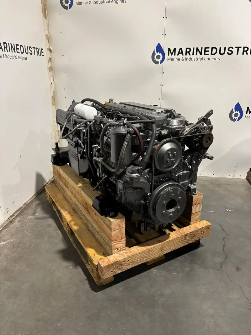 Yanmar 6LYM-UTE 316PK Scheepsmotor (2 x)